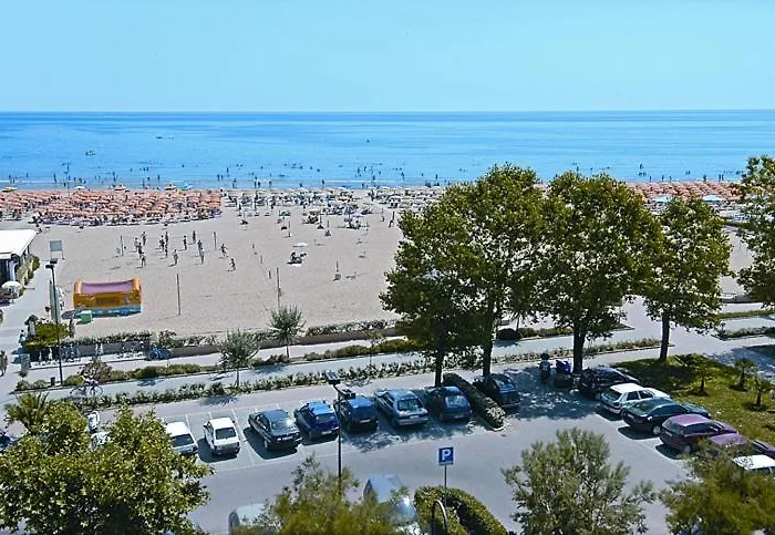 Miramare Отель 3*