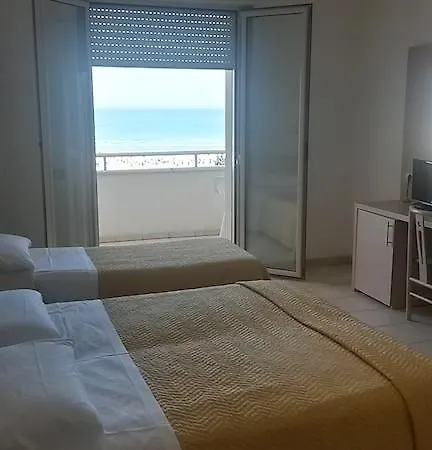 فندق Miramare 3*